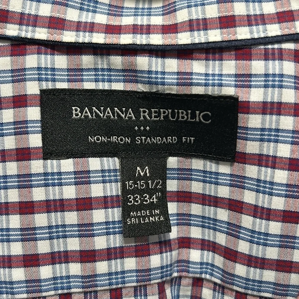 Banana Republic Non-Iron Standard Fit Red and Blue Plaid Long Sleeve Button-Up M